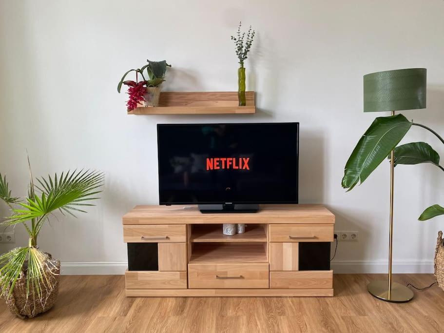 2-Zimmer Zentral In Ferdinandshof, Wlan Modern Zewnętrze zdjęcie